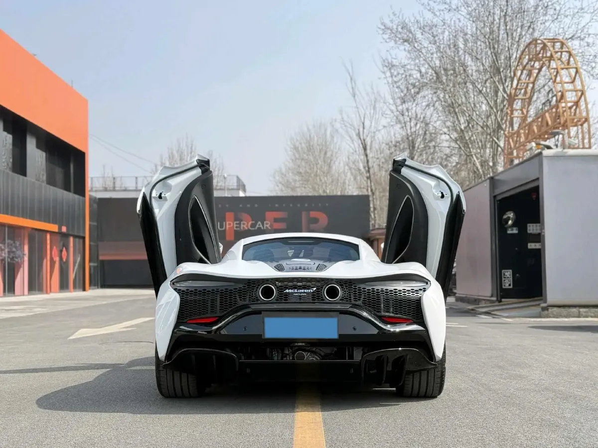 2025 McLaren Artura 3.0T 585HP V6 8DCT PHEV 7.4KWH,autocango,china used car exporter,china ev exporter,chinese used car exporter,chinese used ev exporter
