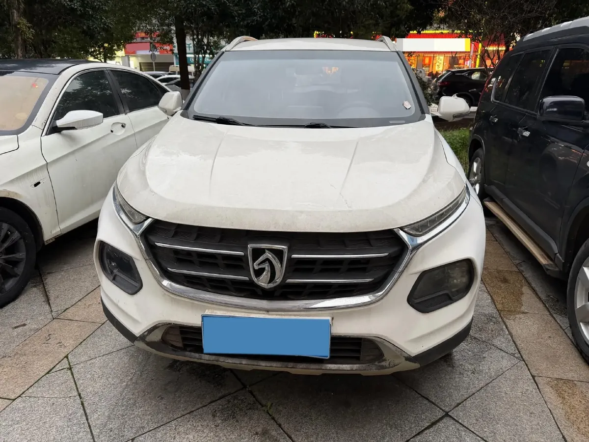 2017 BaoJun 510 1.5L 112HP L4 6MT,autocango,china used car exporter,china ev exporter,chinese used car exporter,chinese used ev exporter