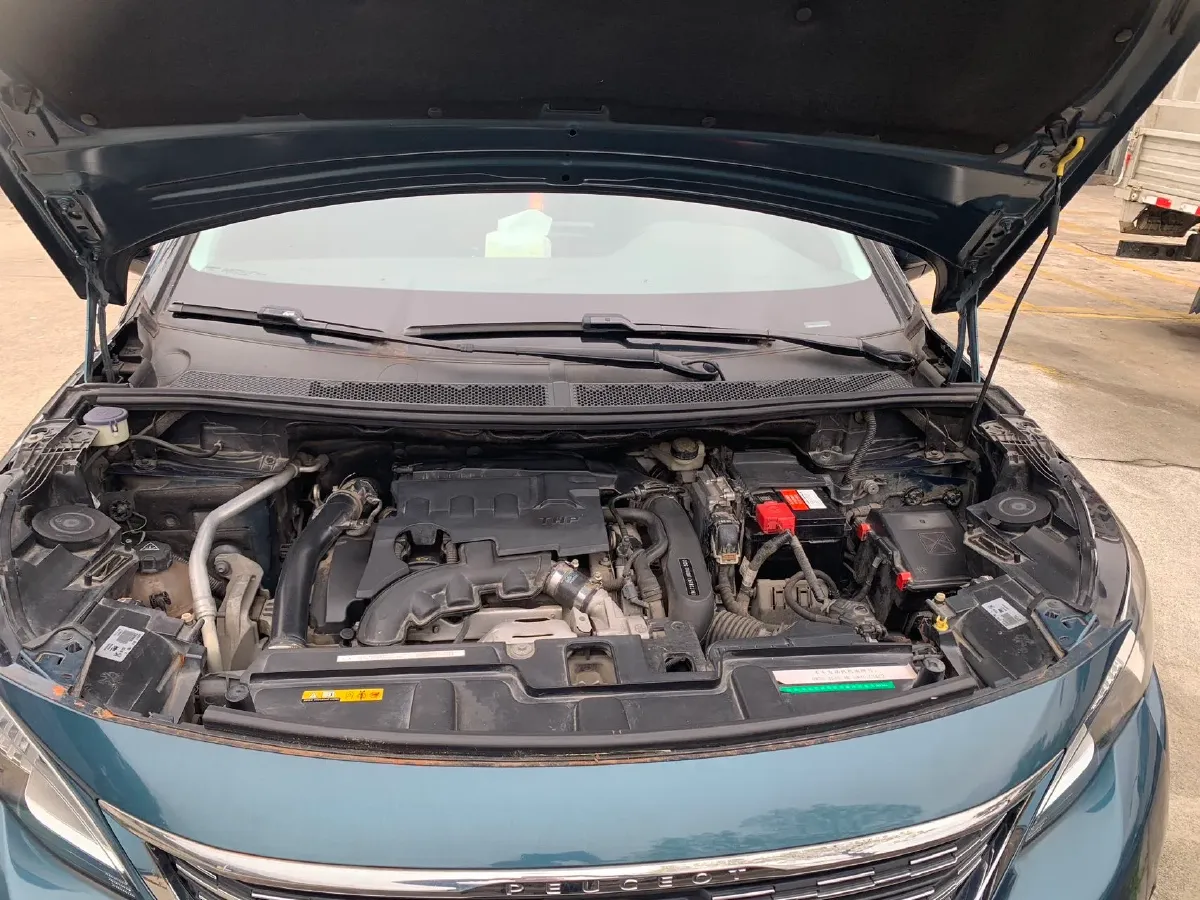 2019 Peugeot 5008 1.6T 167HP L4 6AT,autocango,china used car exporter,china ev exporter,chinese used car exporter,chinese used ev exporter