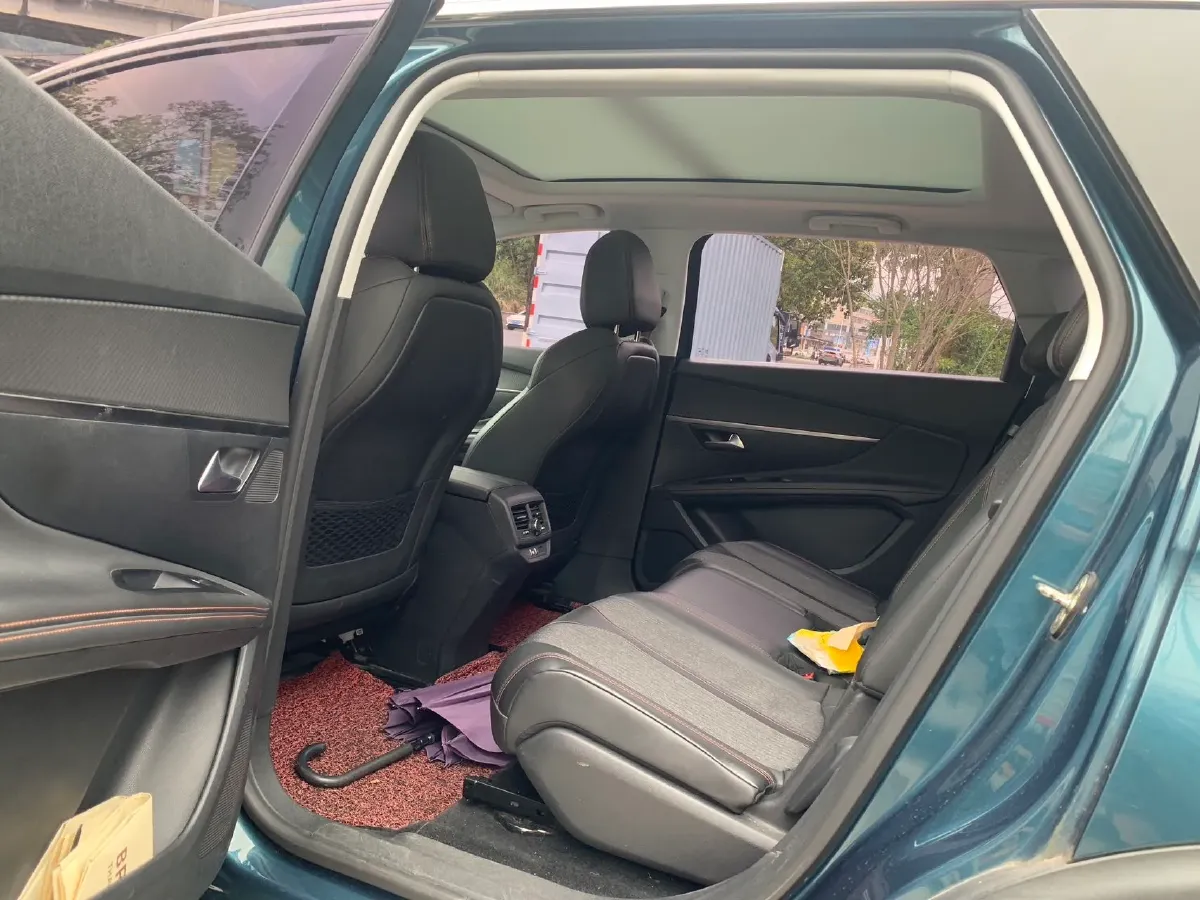 2019 Peugeot 5008 1.6T 167HP L4 6AT,autocango,china used car exporter,china ev exporter,chinese used car exporter,chinese used ev exporter