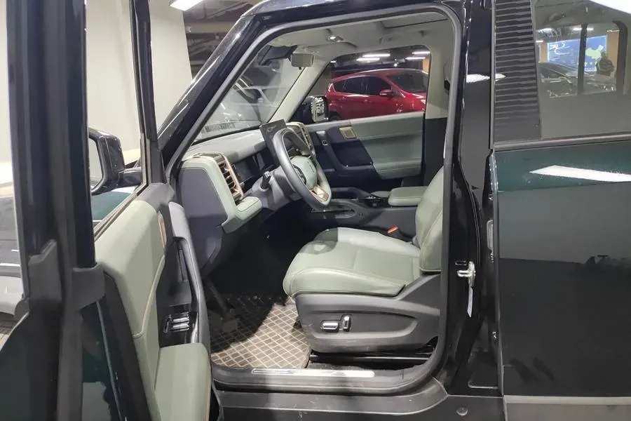 2024 JMC DaDao 2.3T 245HP L4 8AT,autocango,china used car exporter,china ev exporter,chinese used car exporter,chinese used ev exporter