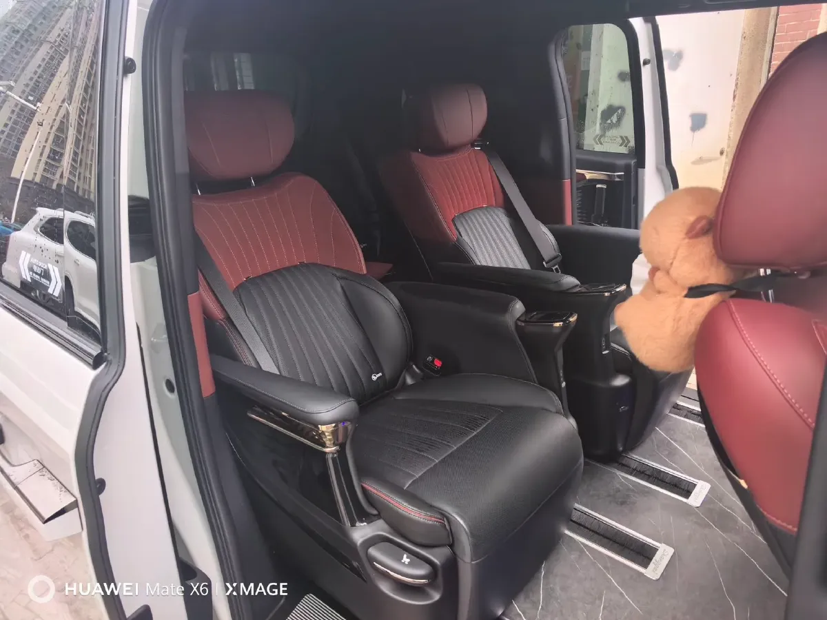 2024 GAC Trumpchi M8 2.0T 252HP L4 8AT,autocango,china used car exporter,china ev exporter,chinese used car exporter,chinese used ev exporter