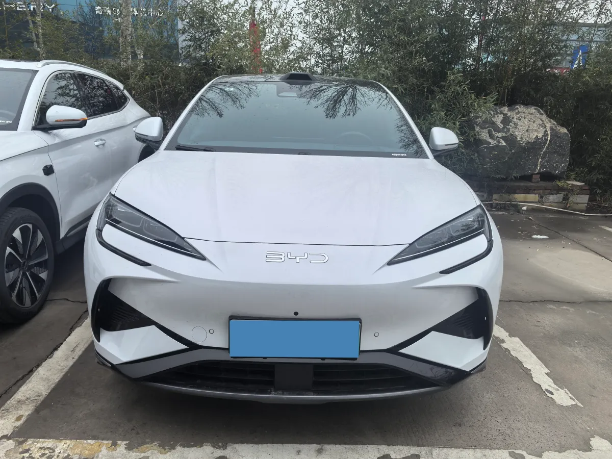 2025 BYD Sea Lion 07 BEV 80.64KWH,autocango,china used car exporter,china ev exporter,chinese used car exporter,chinese used ev exporter