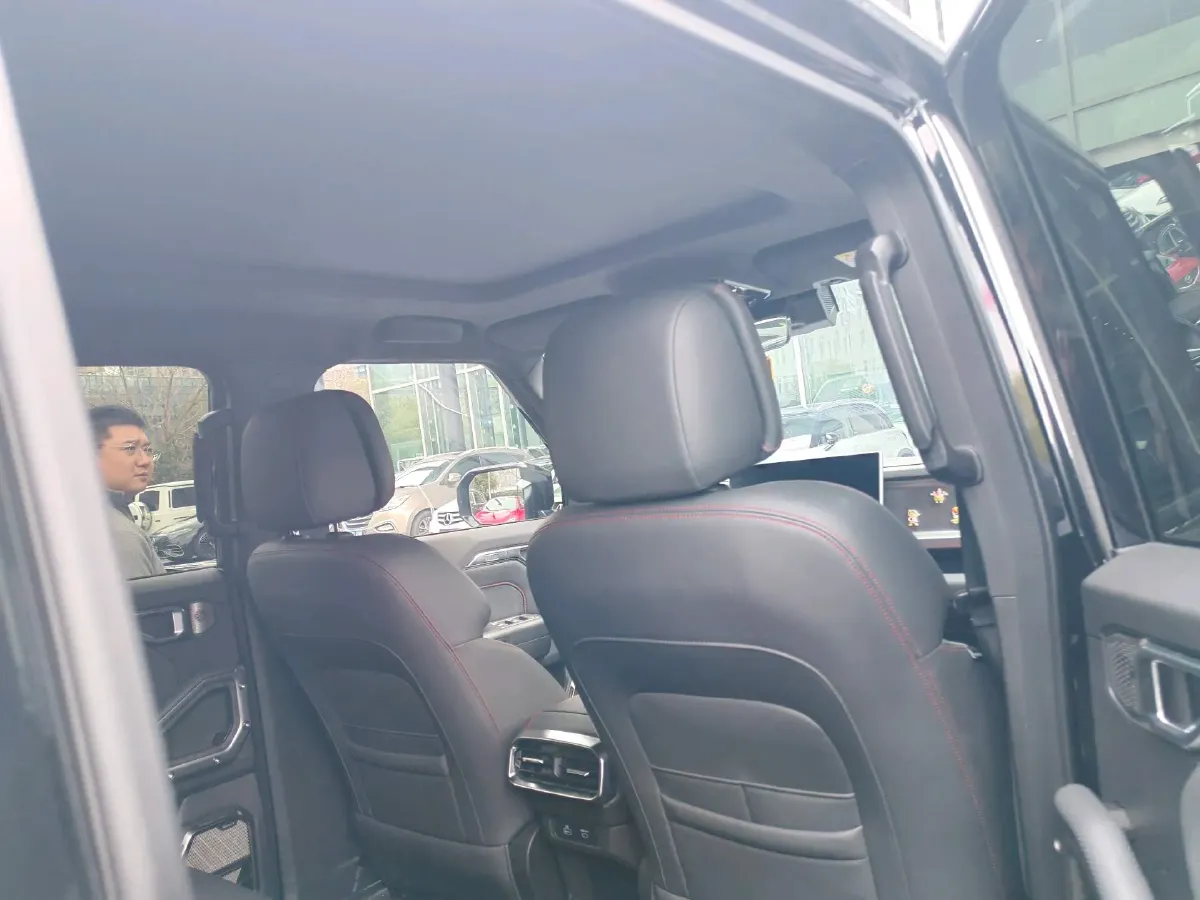 2023 Jetour Traveller 2.0T 254HP L4 7DCT,autocango,china used car exporter,china ev exporter,chinese used car exporter,chinese used ev exporter