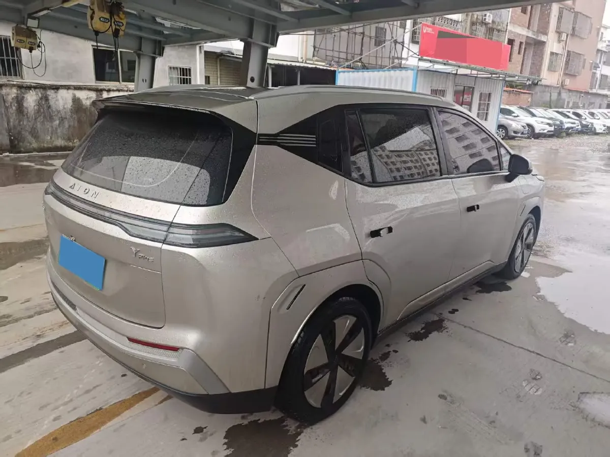 2024 Leapmotor C11 1.5L 95HP L4 REEV 43.74KWH,autocango,china used car exporter,china ev exporter,chinese used car exporter,chinese used ev exporter