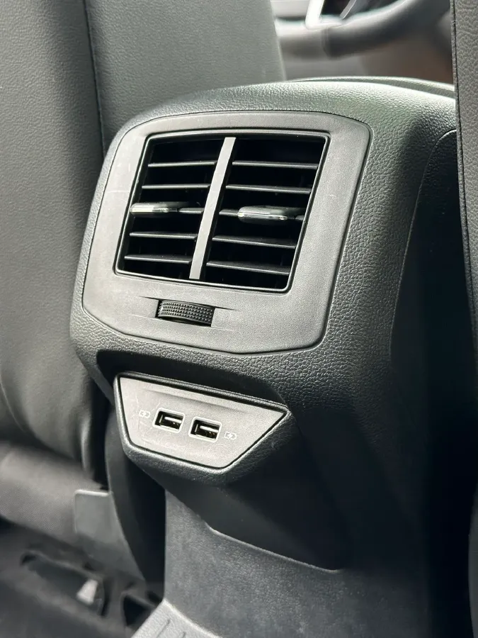 2021 Volkswagen T-Roc 1.4T 150HP L4 7DCT,autocango,china used car exporter,china ev exporter,chinese used car exporter,chinese used ev exporter