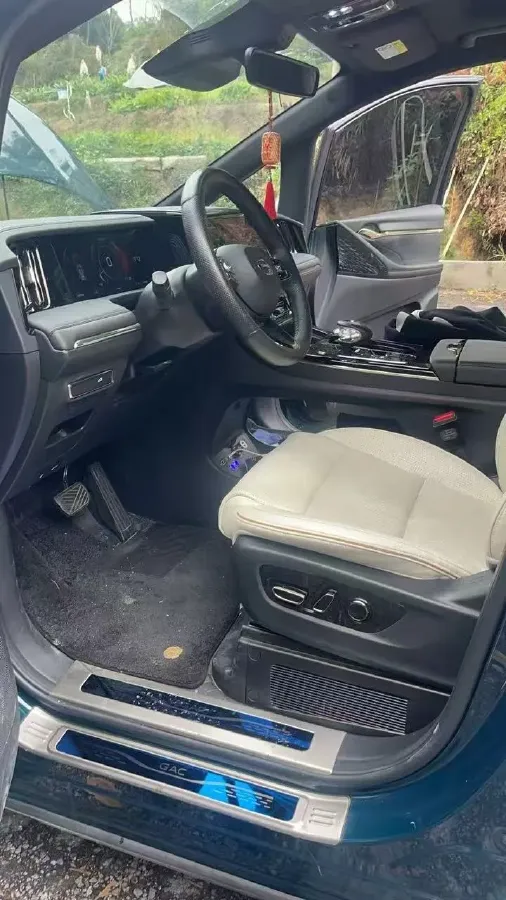 2023 GAC Trumpchi M8 2.0T 252HP L4 8AT,autocango,china used car exporter,china ev exporter,chinese used car exporter,chinese used ev exporter