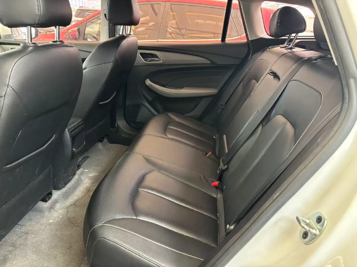 2018 Roewe Ei5 BEV 35KWH,autocango,china used car exporter,china ev exporter,chinese used car exporter,chinese used ev exporter