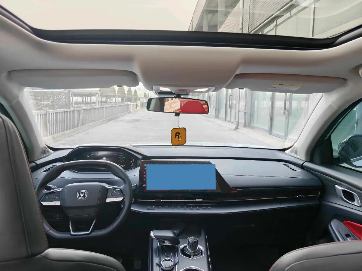 2022 ChangAn Oshan X7 Plus 1.5T 188HP L4 7DCT,autocango,china used car exporter,china ev exporter,chinese used car exporter,chinese used ev exporter