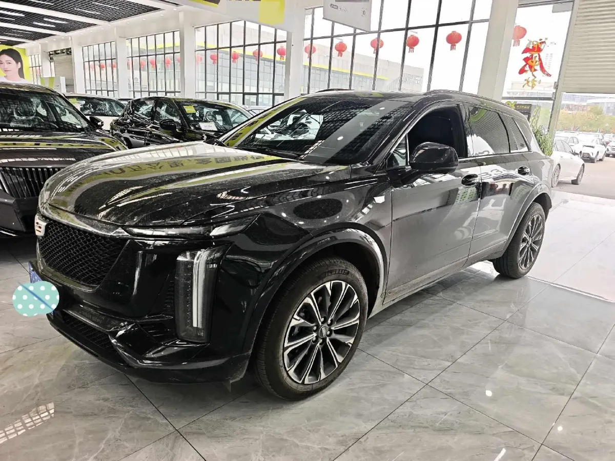 2025 Cadillac XT5 2.0T 237HP L4 9AT,autocango,china used car exporter,china ev exporter,chinese used car exporter,chinese used ev exporter