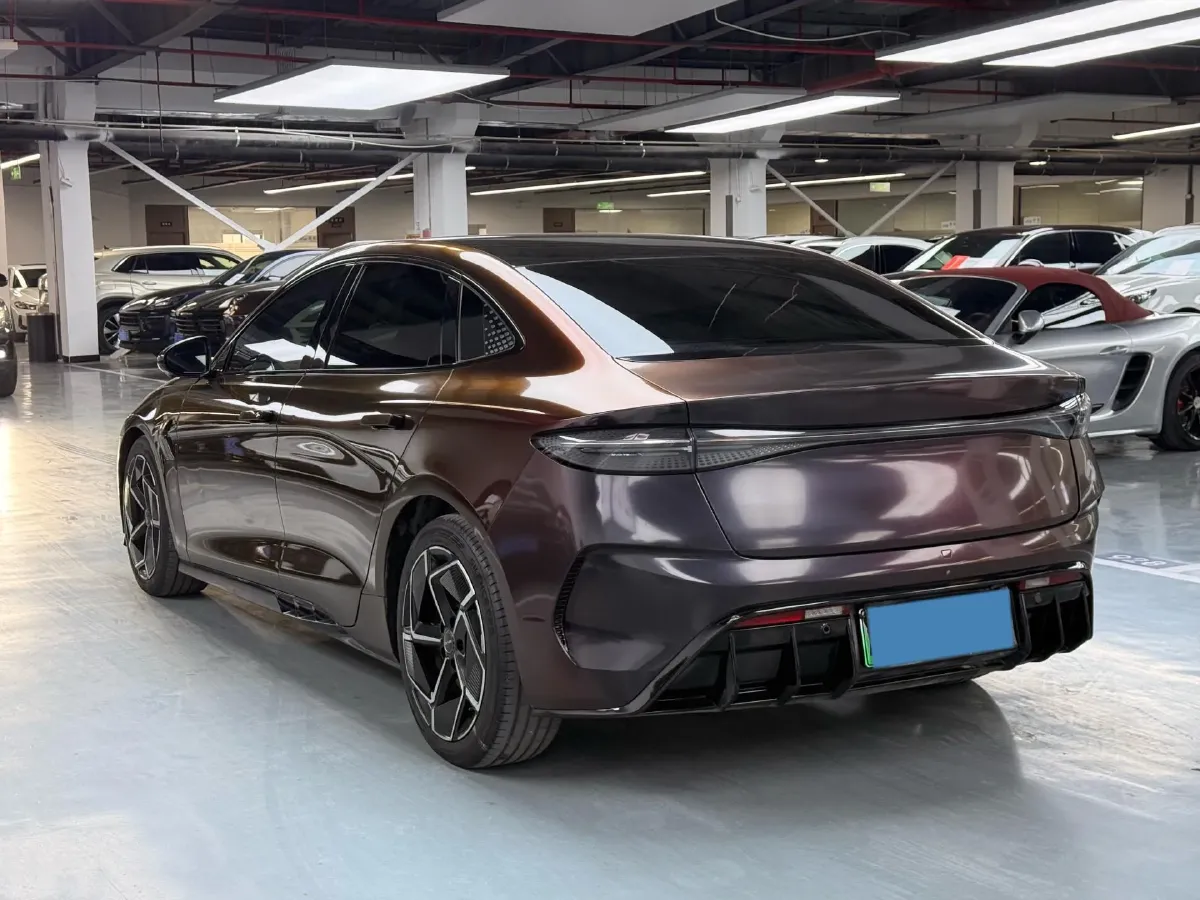 2022 AITO AITO M5 Range Extended 125HP REEV 40KWH,autocango,china used car exporter,china ev exporter,chinese used car exporter,chinese used ev exporter