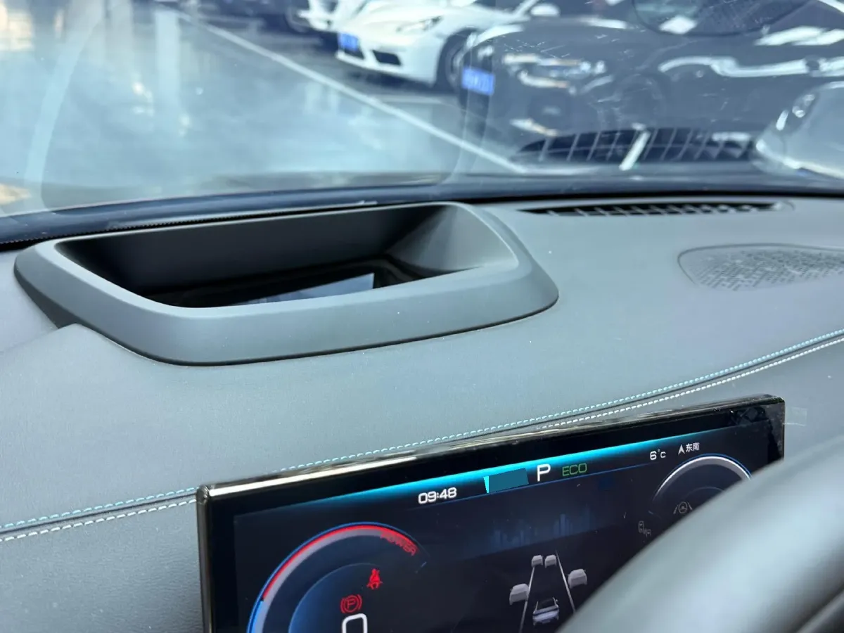 2022 AITO AITO M5 Range Extended 125HP REEV 40KWH,autocango,china used car exporter,china ev exporter,chinese used car exporter,chinese used ev exporter