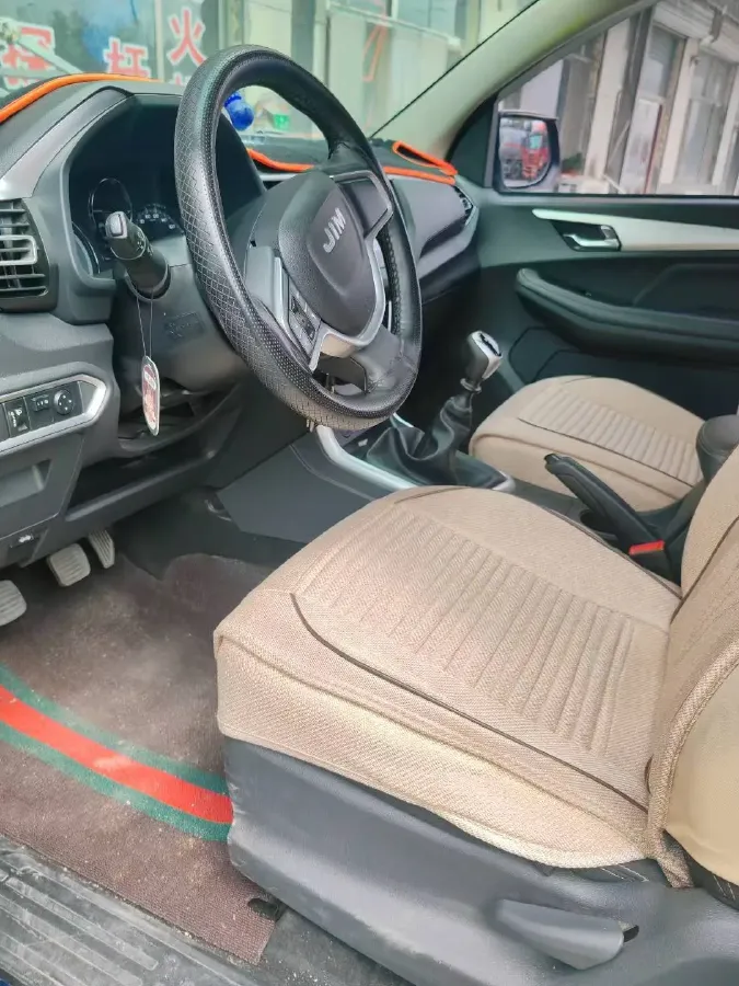 2020 Isuzu Jim 2.5T 150HP L4 6MT,autocango,china used car exporter,china ev exporter,chinese used car exporter,chinese used ev exporter