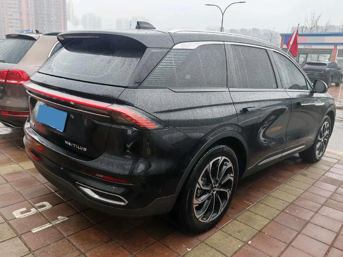 2023 Lincoln Nautilus 2.0T 261HP L4 8AT,autocango,china used car exporter,china ev exporter,chinese used car exporter,chinese used ev exporter