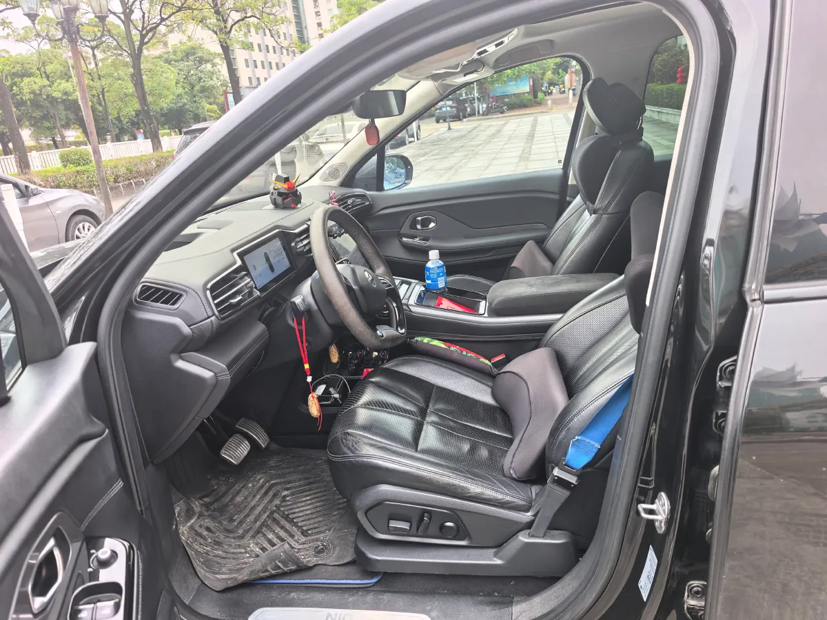 2018 NIO ES8 BEV 70KWH,autocango,china used car exporter,china ev exporter,chinese used car exporter,chinese used ev exporter