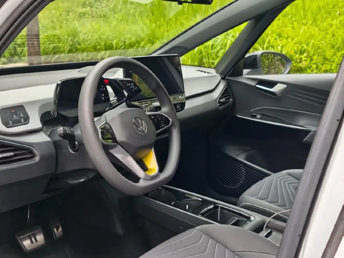 2023 Volkswagen ID.3 BEV 52.8KWH,autocango,china used car exporter,china ev exporter,chinese used car exporter,chinese used ev exporter