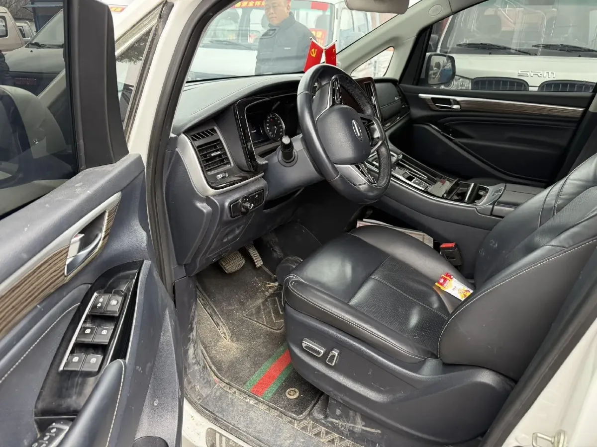 2023 GAC Trumpchi M8 2.0T 252HP L4 8AT,autocango,china used car exporter,china ev exporter,chinese used car exporter,chinese used ev exporter