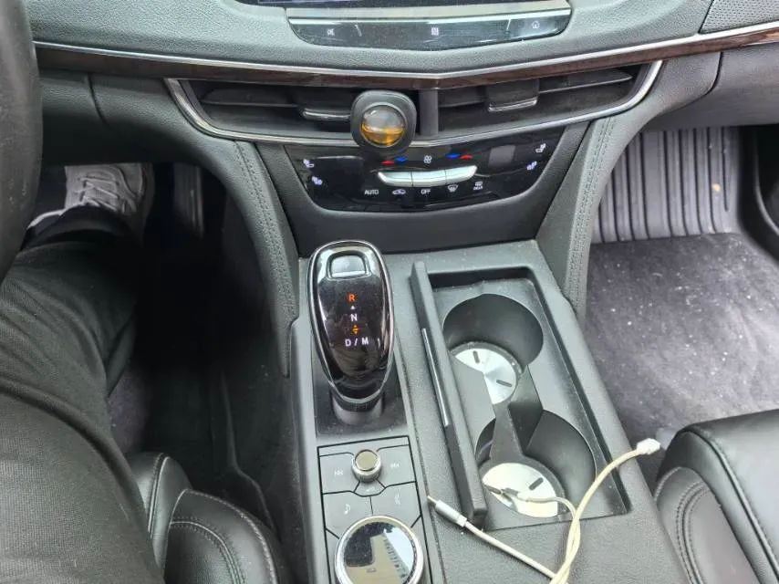 2021 Cadillac CT6 2.0T 237HP L4 10AT,autocango,china used car exporter,china ev exporter,chinese used car exporter,chinese used ev exporter