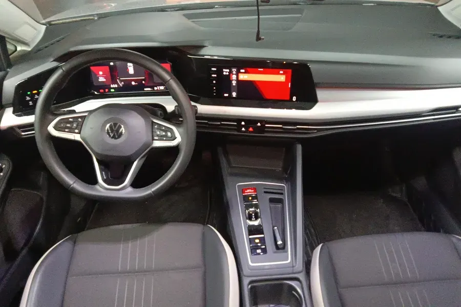 2023 Volkswagen Golf 1.4T 150HP L4 7DCT,autocango,china used car exporter,china ev exporter,chinese used car exporter,chinese used ev exporter