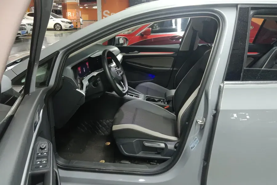 2023 Volkswagen Golf 1.4T 150HP L4 7DCT,autocango,china used car exporter,china ev exporter,chinese used car exporter,chinese used ev exporter