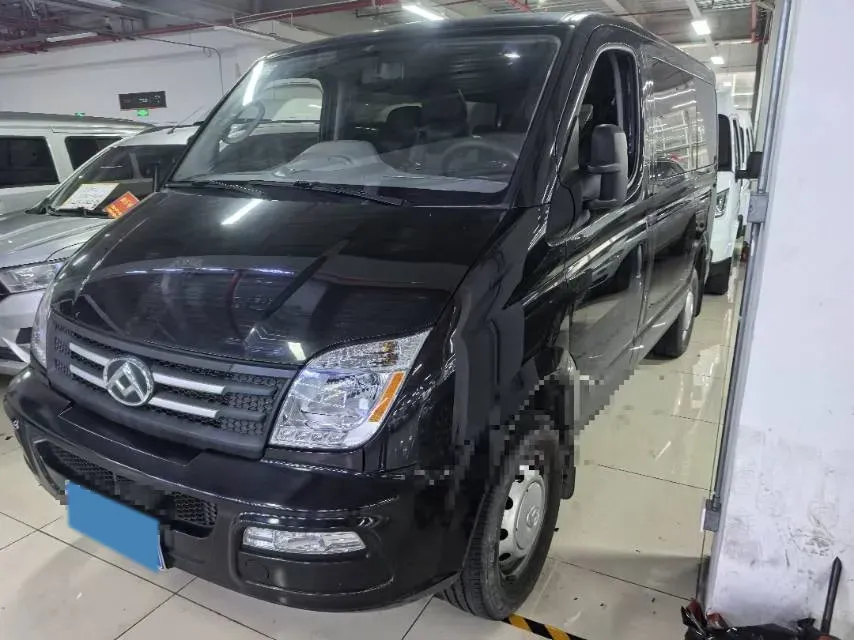 2021 MAXUS XinTu V80 2.0T 127HP L4 6MT,autocango,china used car exporter,china ev exporter,chinese used car exporter,chinese used ev exporter