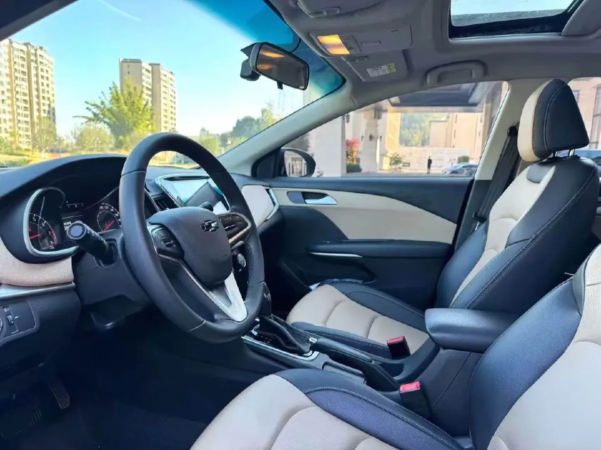 2022 Chevrolet Monza 1.5L 113HP L4 6AT,autocango,china used car exporter,china ev exporter,chinese used car exporter,chinese used ev exporter