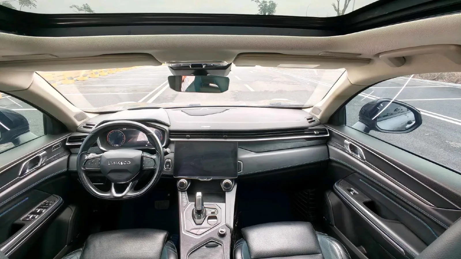 2020 LYNK&CO 05 2.0T 254HP L4 8AT,autocango,china used car exporter,china ev exporter,chinese used car exporter,chinese used ev exporter