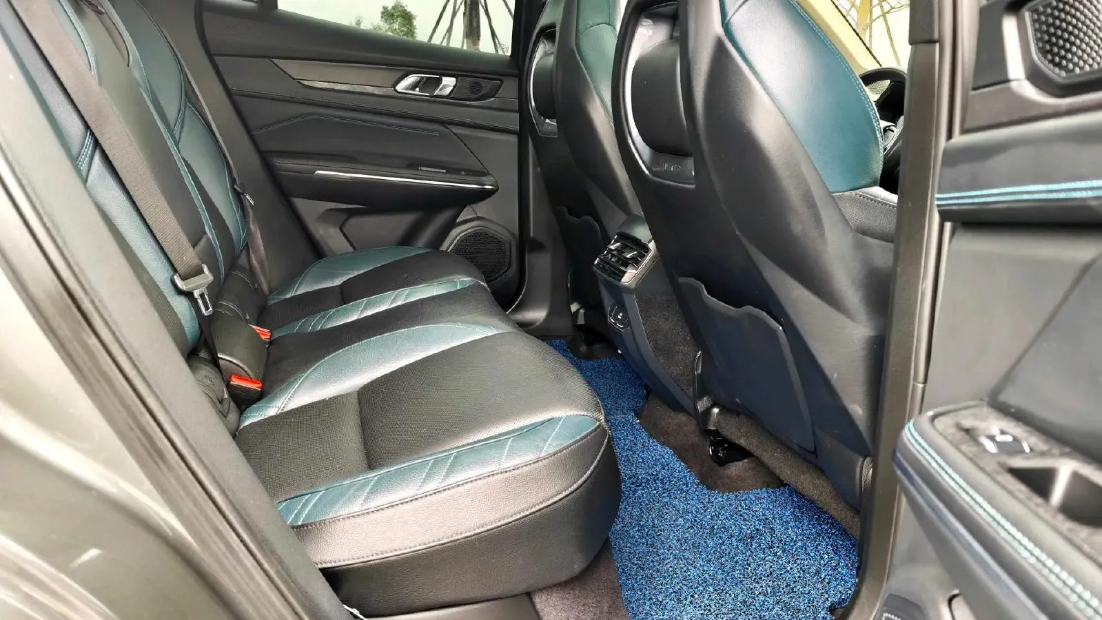 2020 LYNK&CO 05 2.0T 254HP L4 8AT,autocango,china used car exporter,china ev exporter,chinese used car exporter,chinese used ev exporter