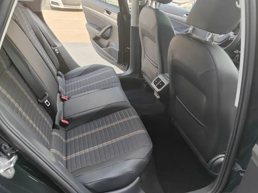 2021 Volkswagen Lavida 1.4T 150HP L4 7DCT,autocango,china used car exporter,china ev exporter,chinese used car exporter,chinese used ev exporter