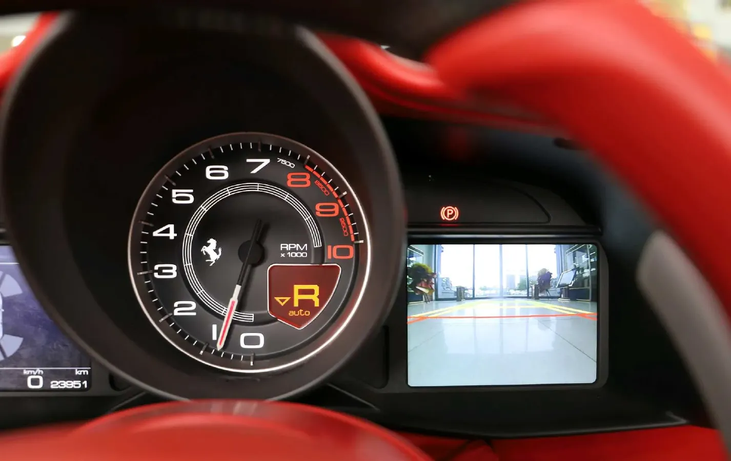 2015 Ferrari 488 3.9T 670HP V8 7DCT,autocango,china used car exporter,china ev exporter,chinese used car exporter,chinese used ev exporter