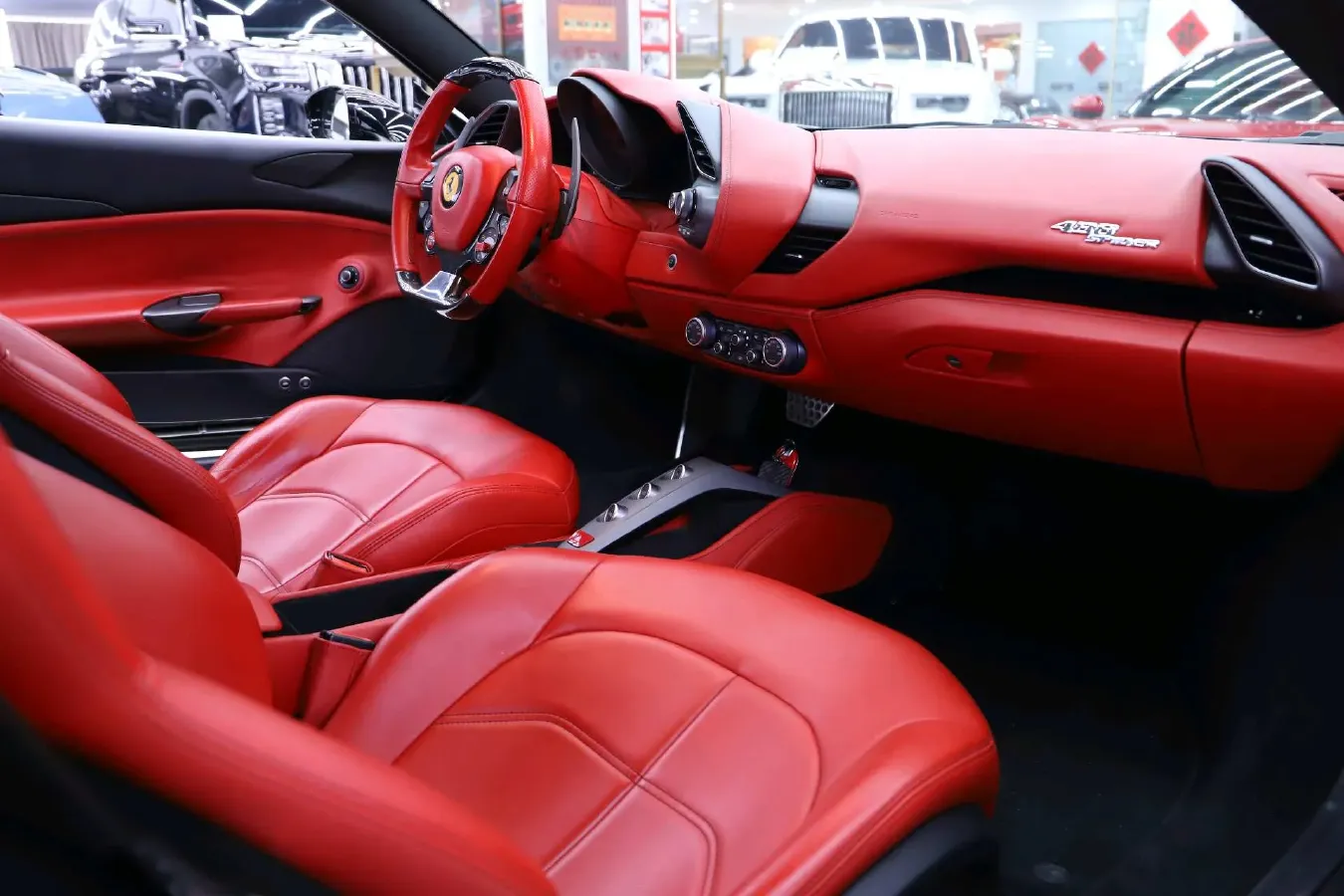 2015 Ferrari 488 3.9T 670HP V8 7DCT,autocango,china used car exporter,china ev exporter,chinese used car exporter,chinese used ev exporter