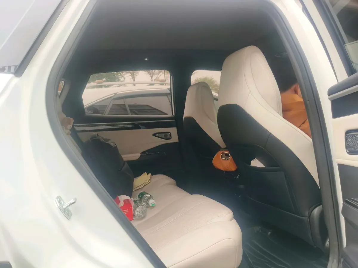 2023 Geely Galaxy L7 1.5T 163HP L4 3DHT PHEV 18.7KWH,autocango,china used car exporter,china ev exporter,chinese used car exporter,chinese used ev exporter