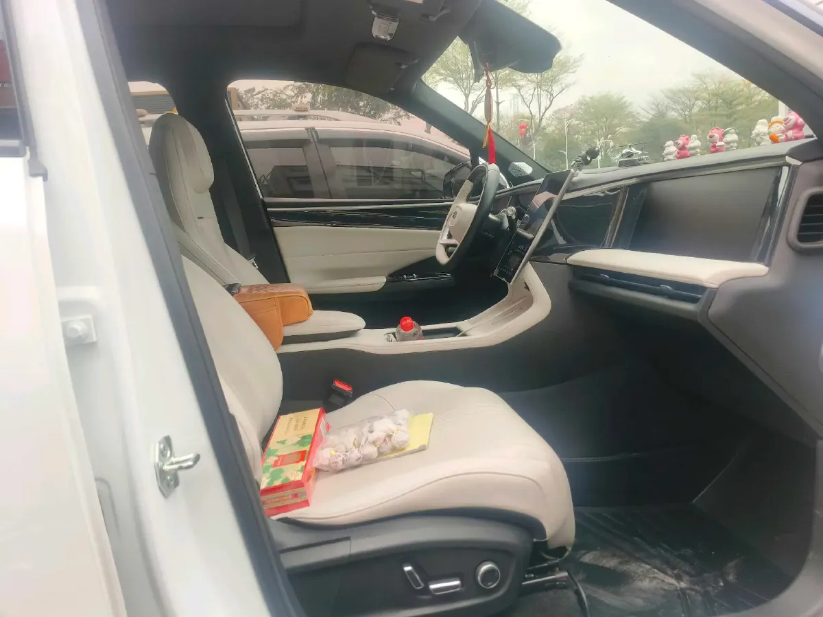 2023 Geely Galaxy L7 1.5T 163HP L4 3DHT PHEV 18.7KWH,autocango,china used car exporter,china ev exporter,chinese used car exporter,chinese used ev exporter