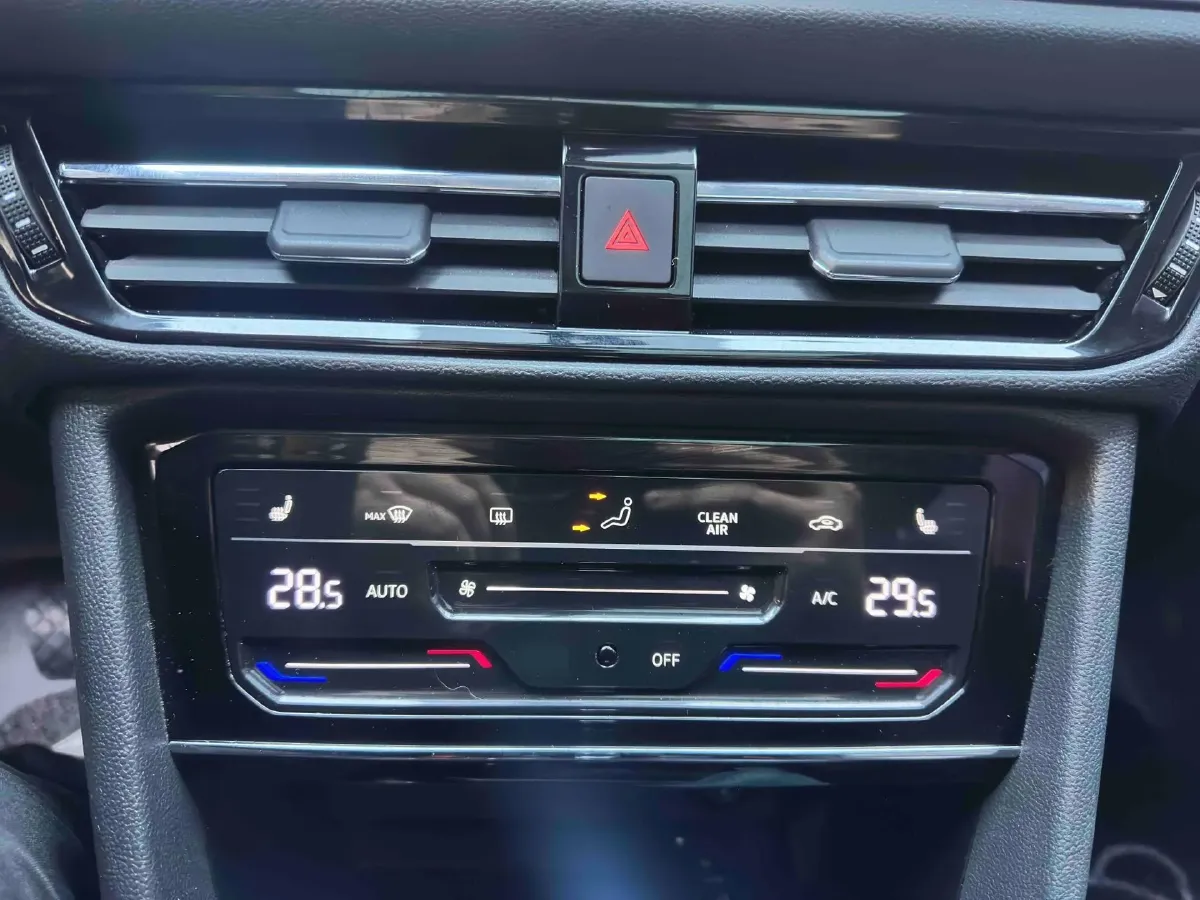 2021 Volkswagen Tharu 1.4T 150HP L4 7DCT,autocango,china used car exporter,china ev exporter,chinese used car exporter,chinese used ev exporter