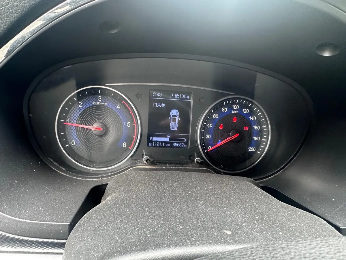 2021 Dongfeng RuiQi 2.4T 165HP L4 5MT,autocango,china used car exporter,china ev exporter,chinese used car exporter,chinese used ev exporter