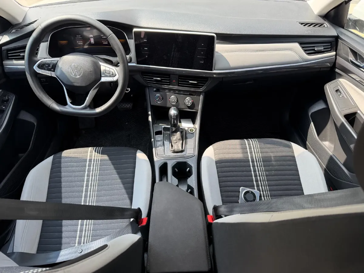 2021 Volkswagen Bora 1.2T 116HP L4 7DCT,autocango,china used car exporter,china ev exporter,chinese used car exporter,chinese used ev exporter