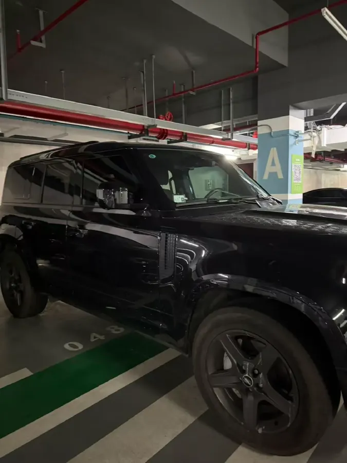 2025 Land Rover Defender 3.0T 400HP L6 8AT,autocango,china used car exporter,china ev exporter,chinese used car exporter,chinese used ev exporter