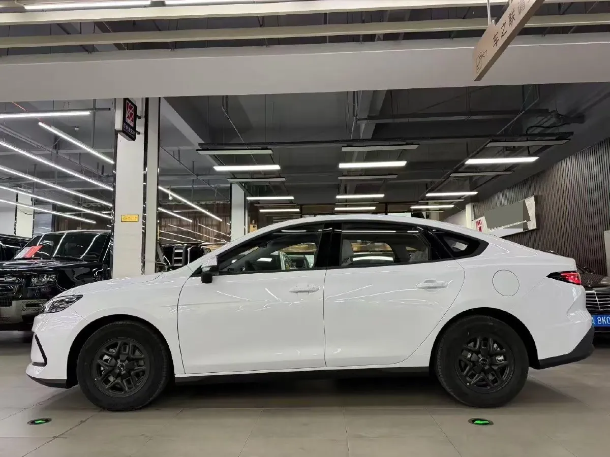 2025 BYD Seal05 DM-i 1.5L 101HP L4 E-CVT PHEV 7.68KWH,autocango,china used car exporter,china ev exporter,chinese used car exporter,chinese used ev exporter