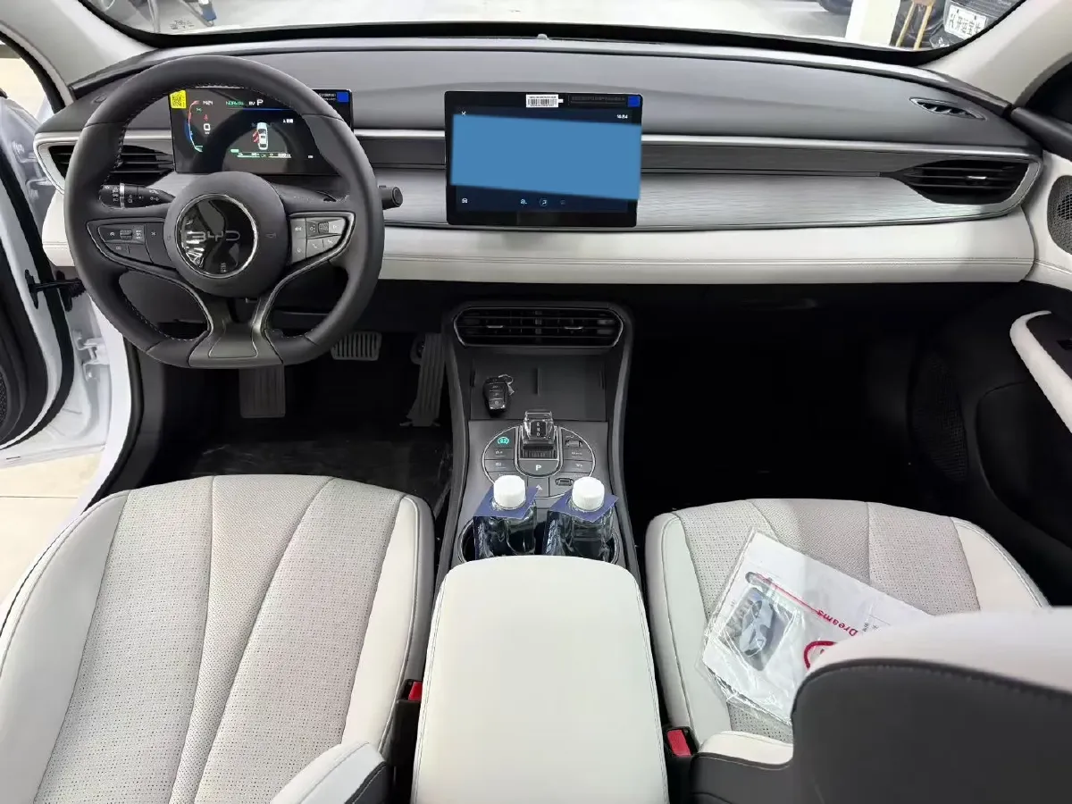 2025 BYD Seal05 DM-i 1.5L 101HP L4 E-CVT PHEV 7.68KWH,autocango,china used car exporter,china ev exporter,chinese used car exporter,chinese used ev exporter