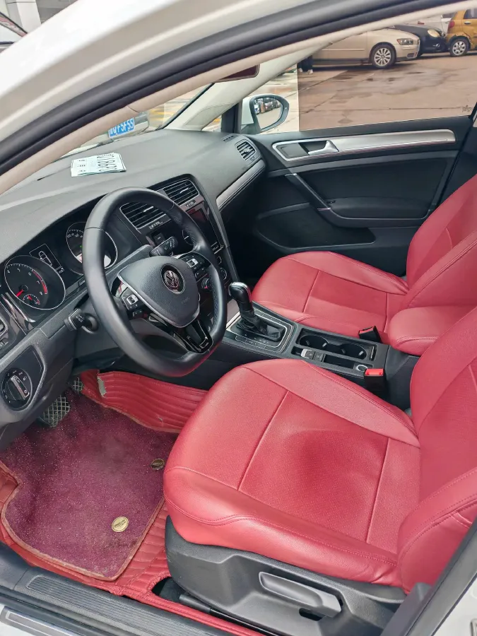 2019 Volkswagen Golf 1.2T 116HP L4 7DCT,autocango,china used car exporter,china ev exporter,chinese used car exporter,chinese used ev exporter