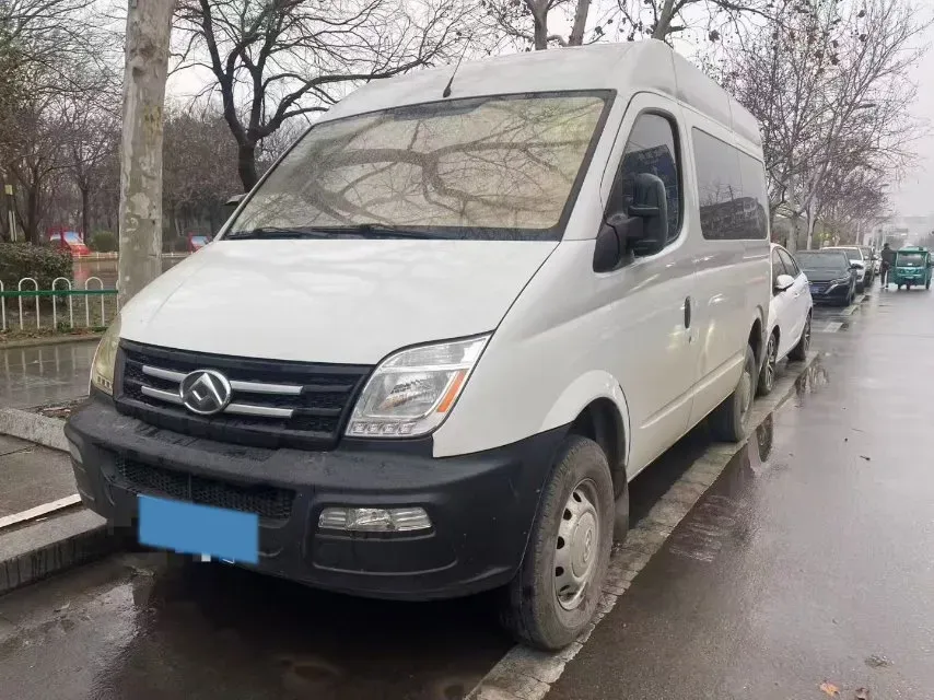2020 MAXUS XinTu V80 2.5T 136HP L4 6MT,autocango,china used car exporter,china ev exporter,chinese used car exporter,chinese used ev exporter