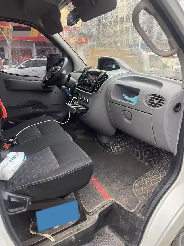 2020 MAXUS XinTu V80 2.5T 136HP L4 6MT,autocango,china used car exporter,china ev exporter,chinese used car exporter,chinese used ev exporter