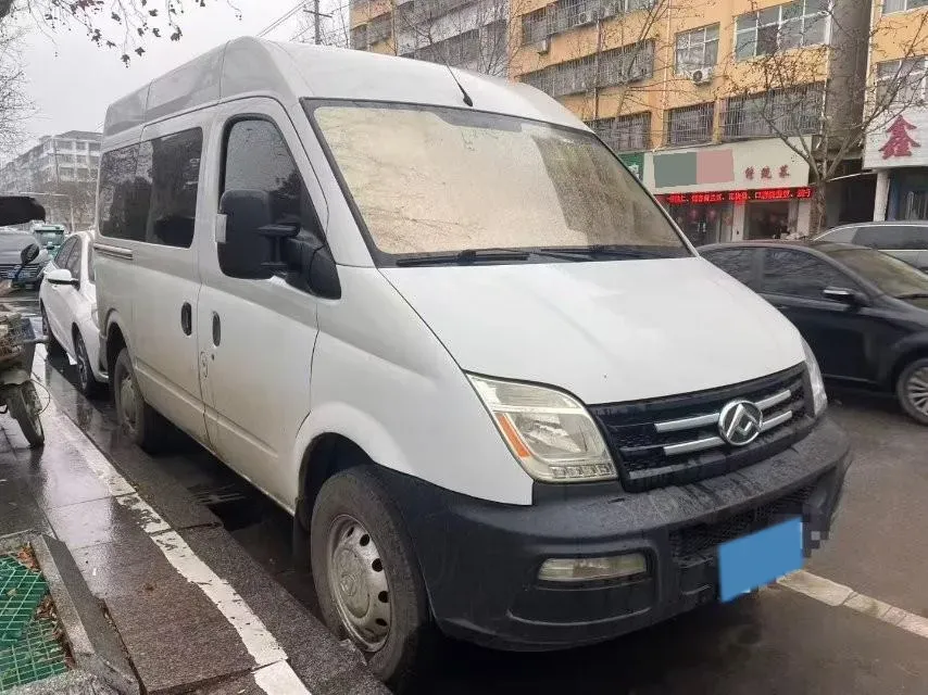 2020 MAXUS XinTu V80 2.5T 136HP L4 6MT,autocango,china used car exporter,china ev exporter,chinese used car exporter,chinese used ev exporter