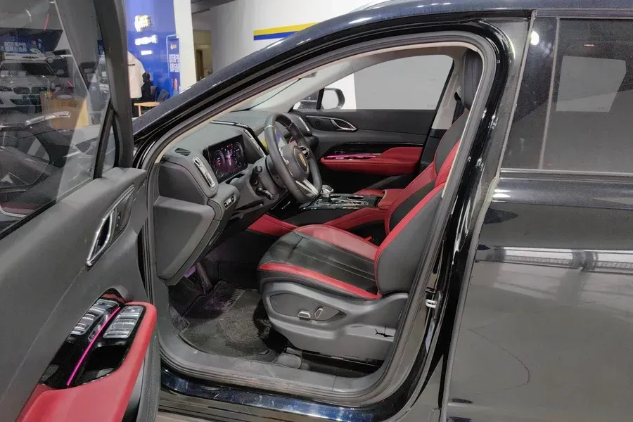 2023 HongQi HS3 1.5T 169HP L4 7DCT,autocango,china used car exporter,china ev exporter,chinese used car exporter,chinese used ev exporter