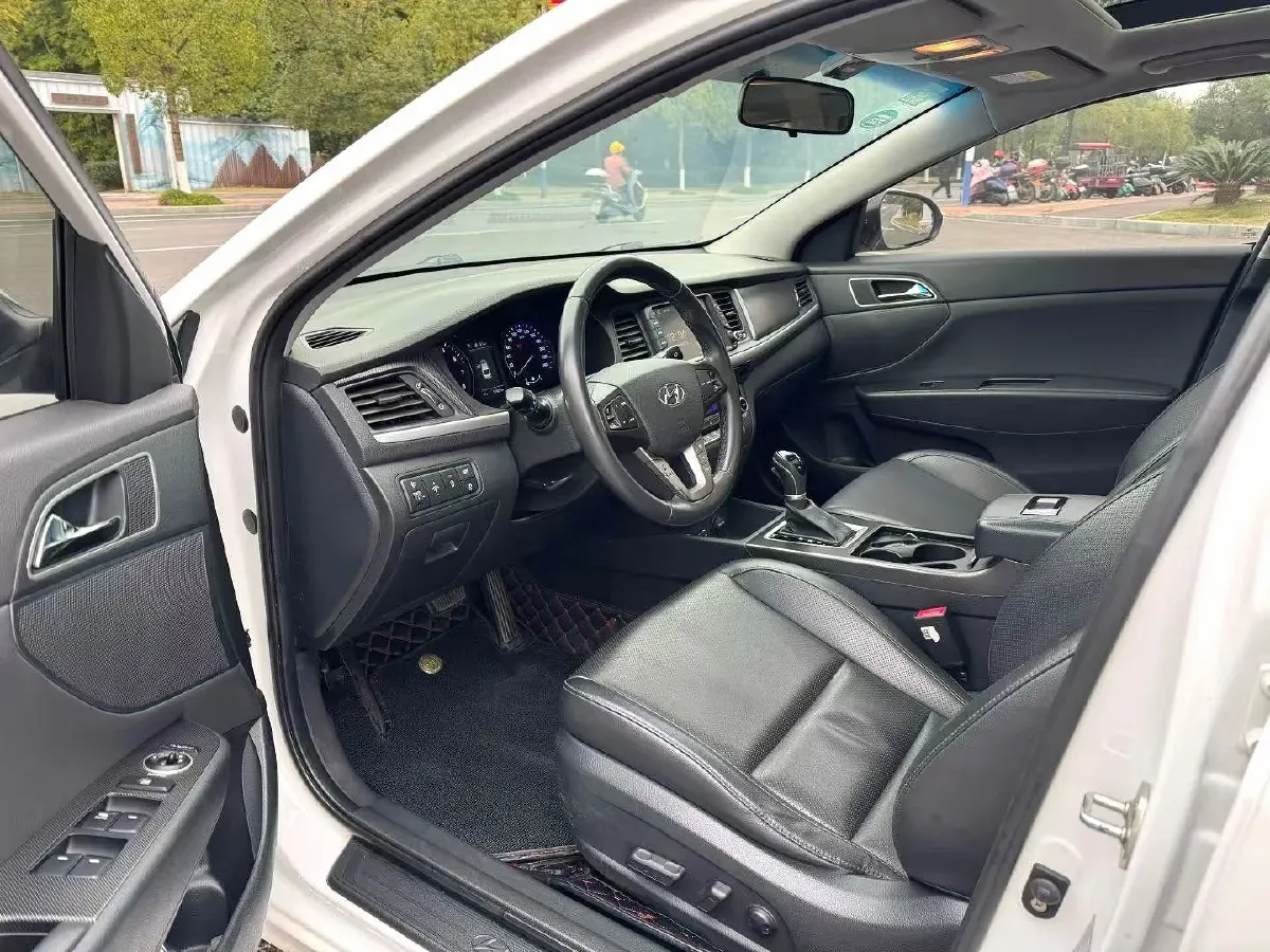 2017 Hyundai Mistra 1.8L 143HP L4 6AT,autocango,china used car exporter,china ev exporter,chinese used car exporter,chinese used ev exporter