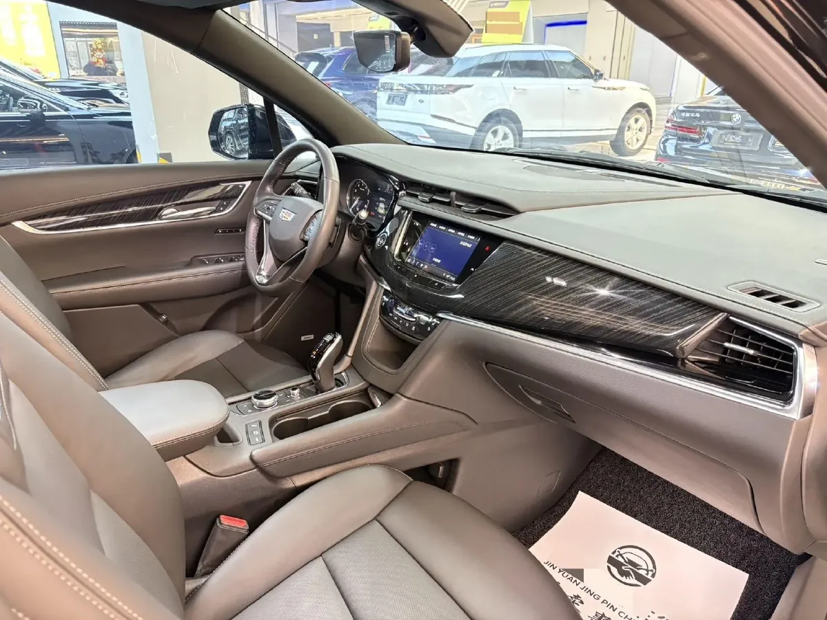 2021 Cadillac XT6 2.0T 237HP L4 9AT,autocango,china used car exporter,china ev exporter,chinese used car exporter,chinese used ev exporter