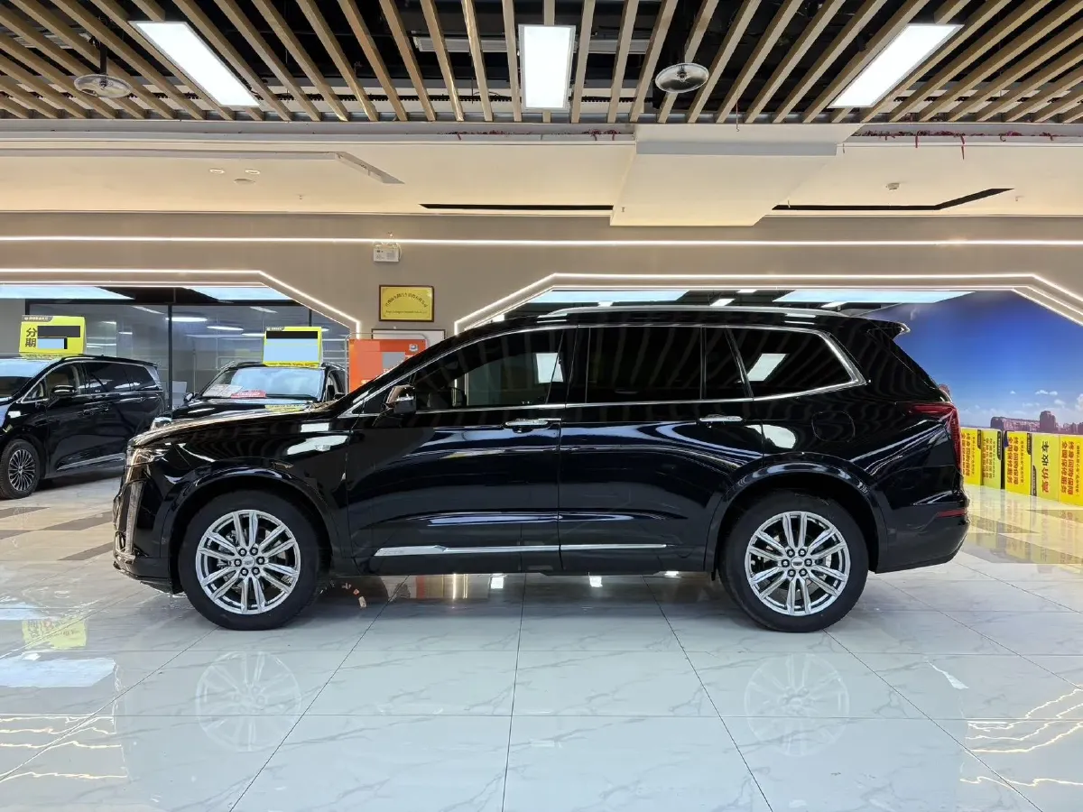 2021 Cadillac XT6 2.0T 237HP L4 9AT,autocango,china used car exporter,china ev exporter,chinese used car exporter,chinese used ev exporter