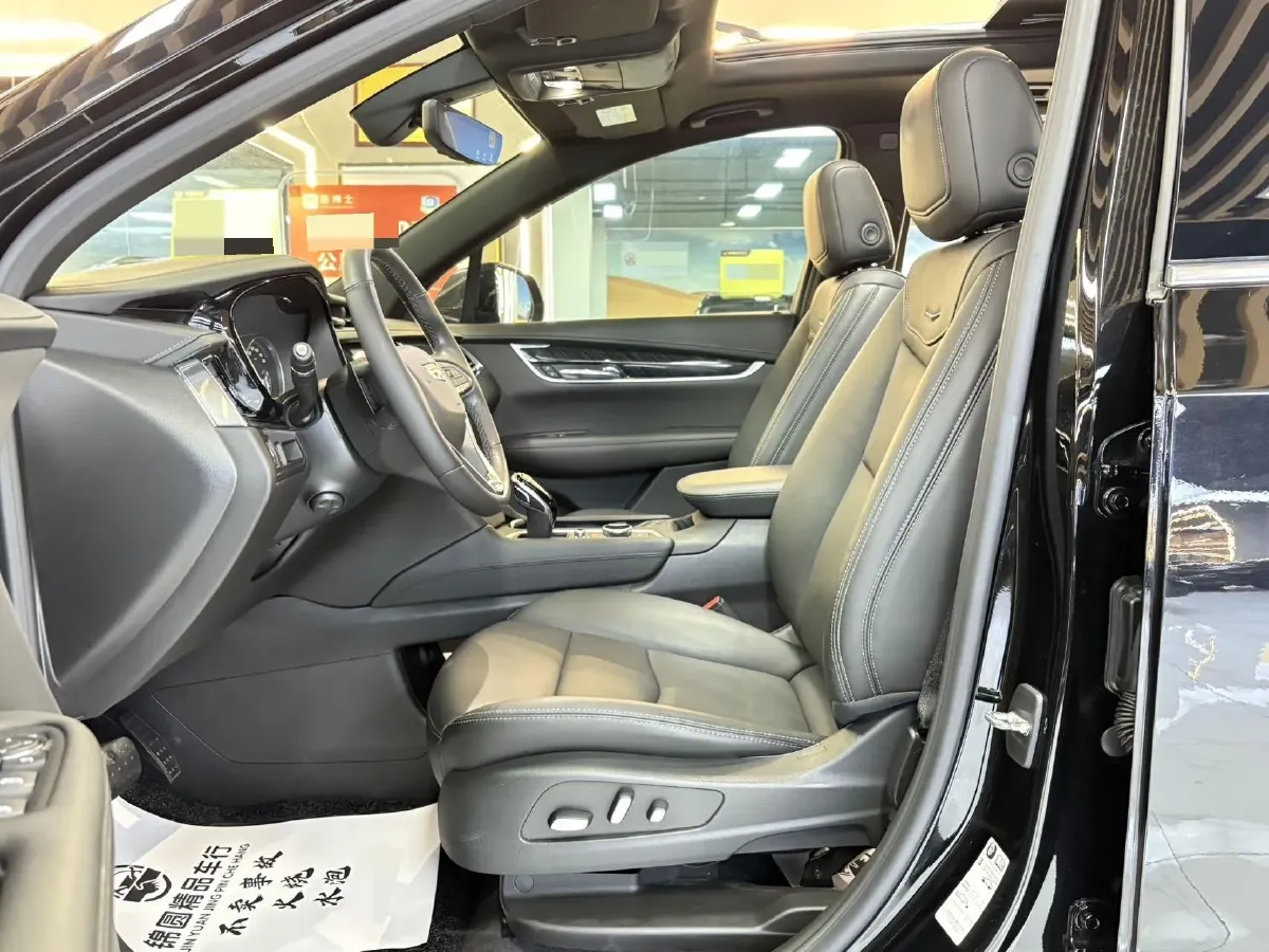 2021 Cadillac XT6 2.0T 237HP L4 9AT,autocango,china used car exporter,china ev exporter,chinese used car exporter,chinese used ev exporter