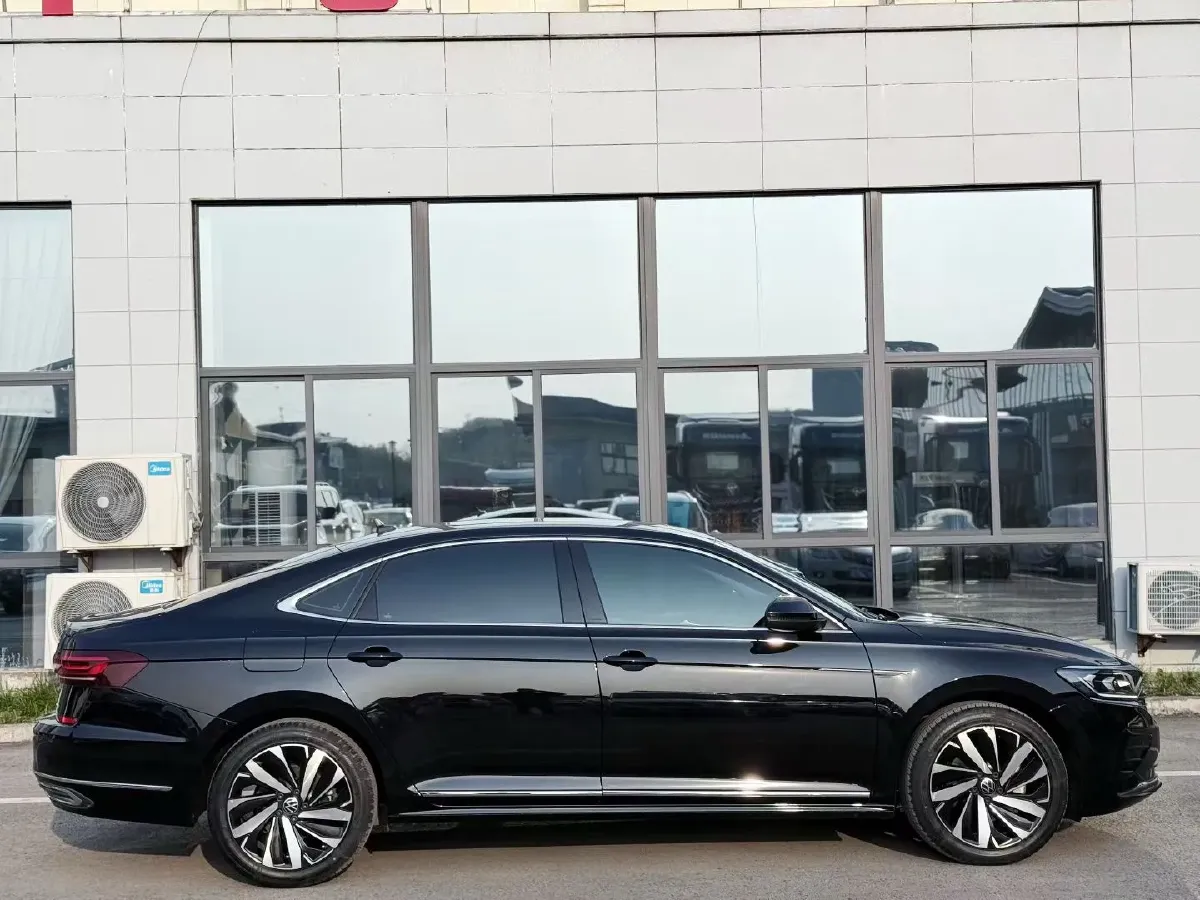 2022 Skoda Kodiak GT 2.0T 186HP L4 7DCT,autocango,china used car exporter,china ev exporter,chinese used car exporter,chinese used ev exporter