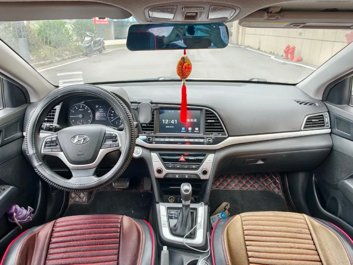 2018 Hyundai Elantra 1.6L 130HP L4 6AT,autocango,china used car exporter,china ev exporter,chinese used car exporter,chinese used ev exporter